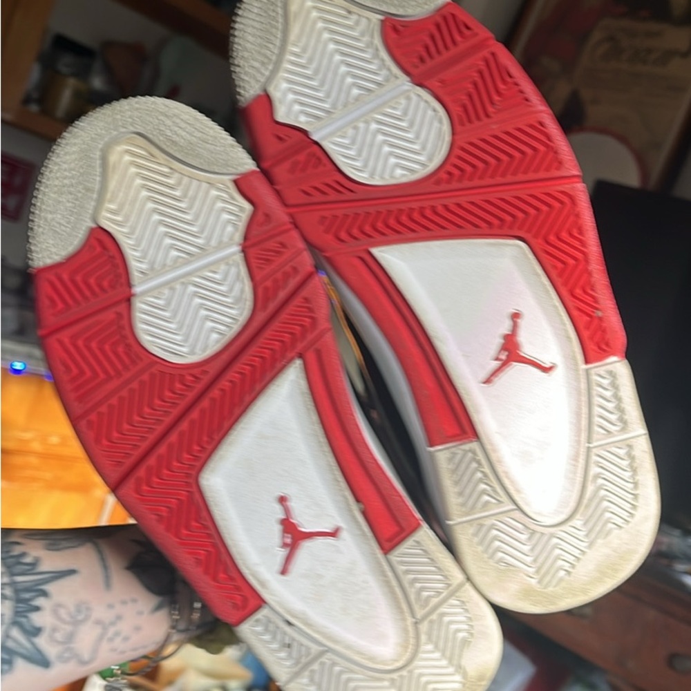 Dub Zero Jordan View 4
